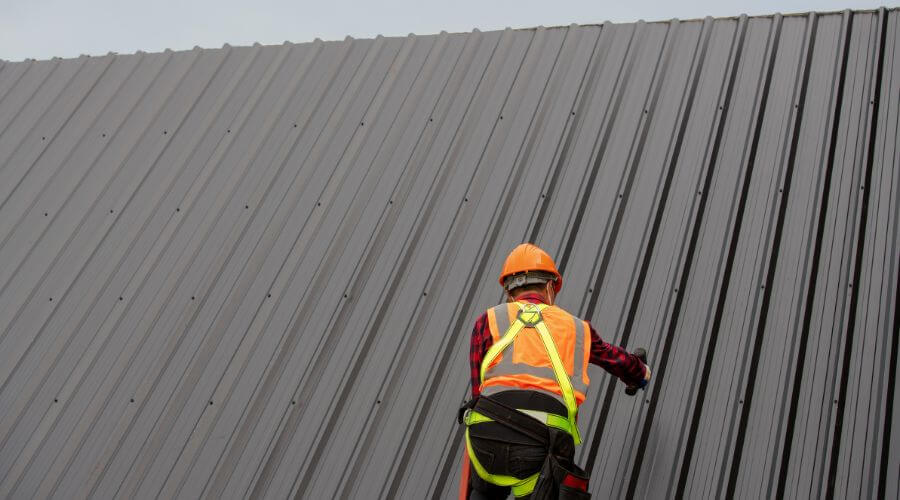 Professional metal roof installation services in Onalaska, WA